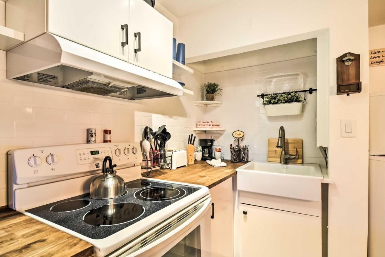 Idyllic Pass-A-Grille Studio - Walk To The Beach! St. Pete Beach Exterior photo